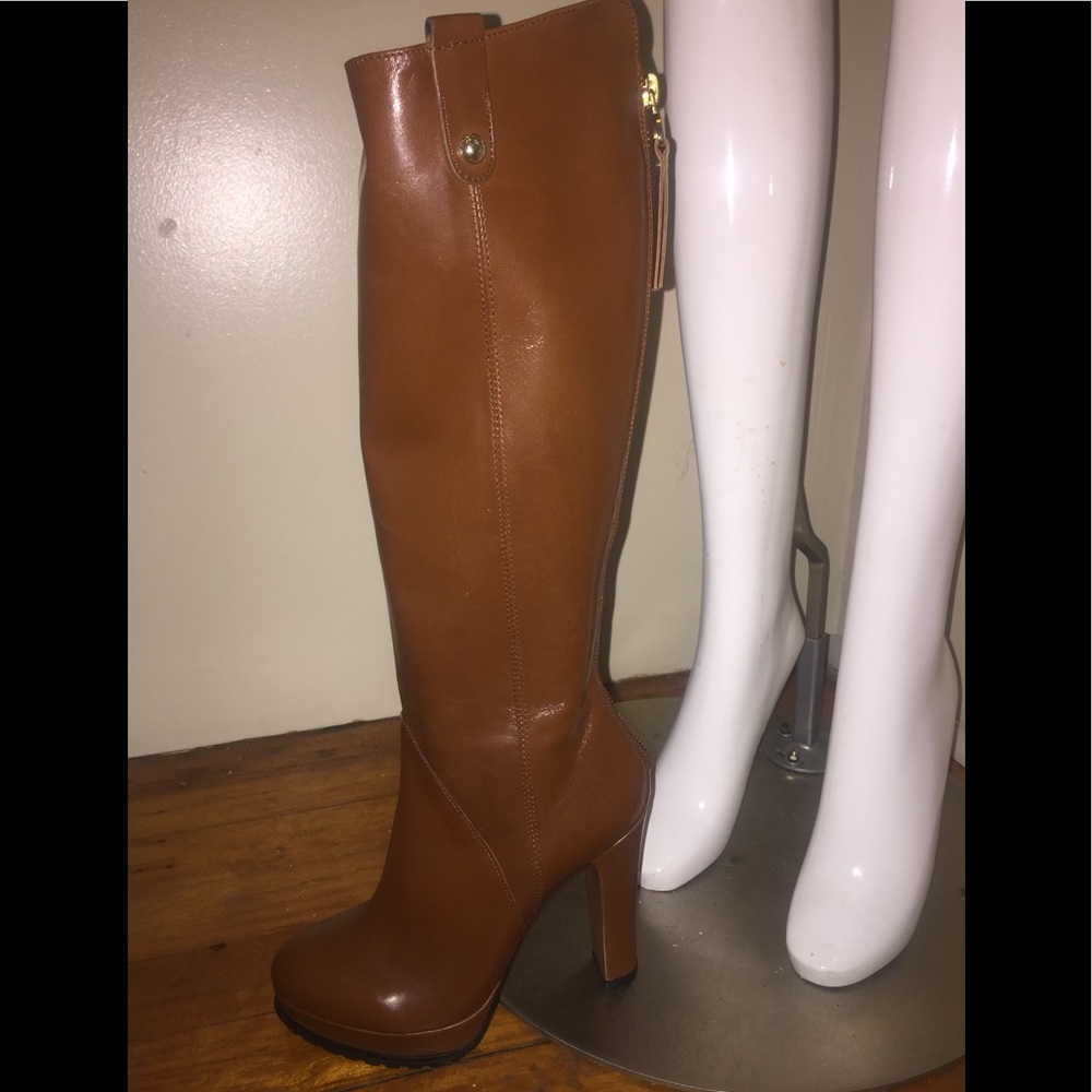 BCBG Boots